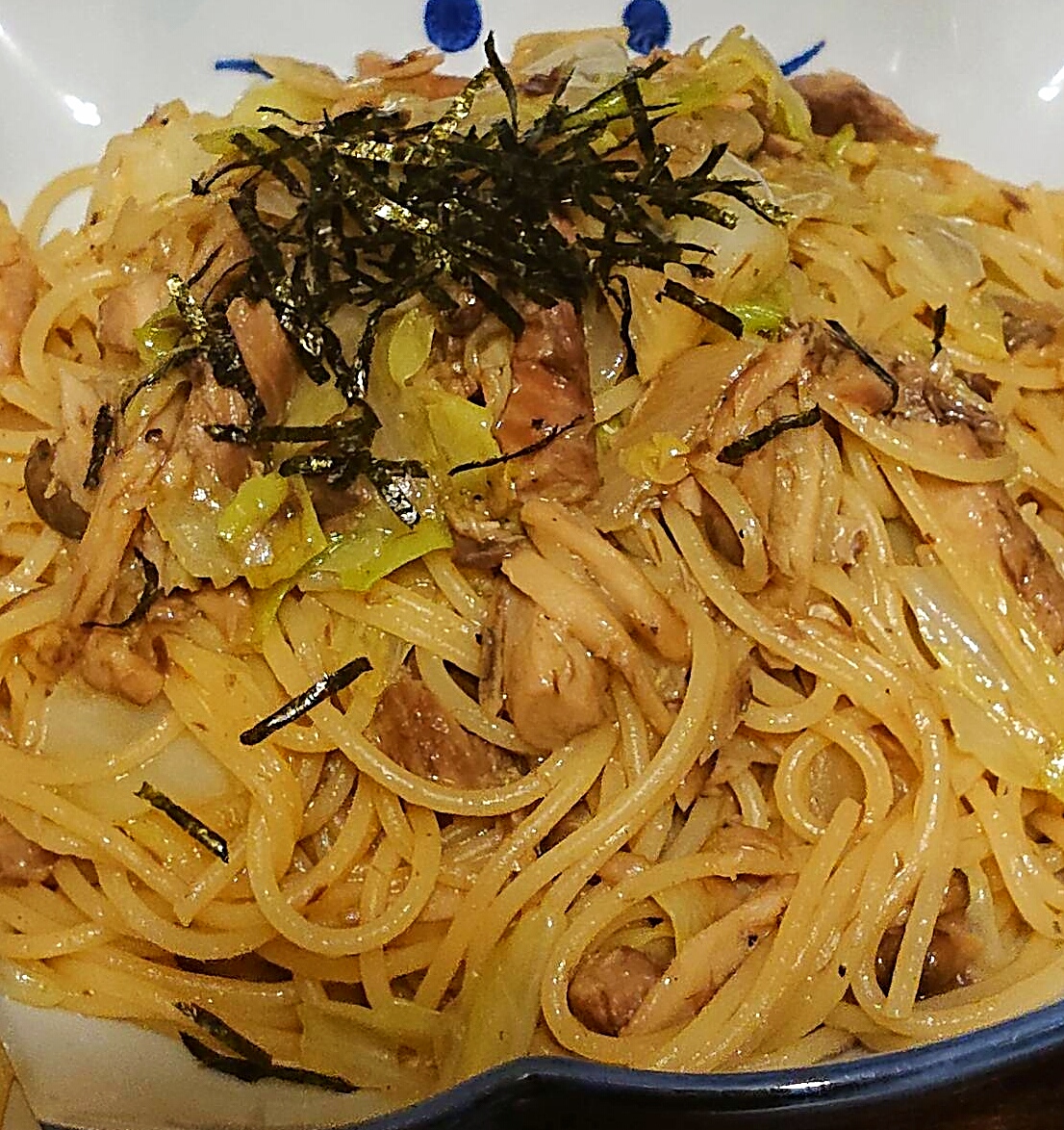 アホたまり醤油でサバ缶和風ペペロンチーノ
