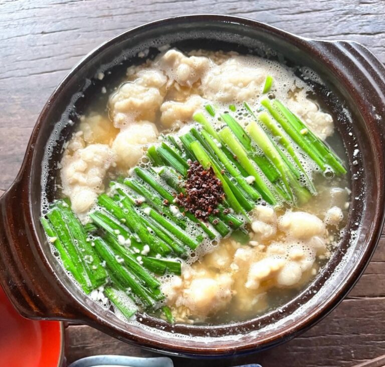 博多・越後屋風 京白味噌仕立てモツ鍋